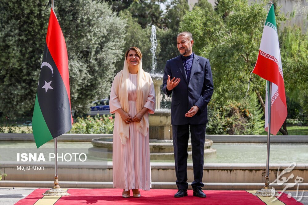 حجاب بحث برانگیز وزیر خارجه لیبی در تهران + تصاویر